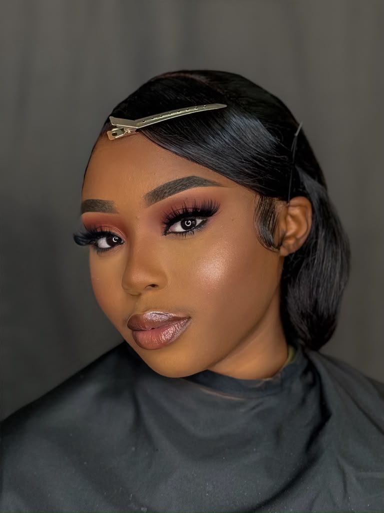 Rose Glam & Sleek Low Bun