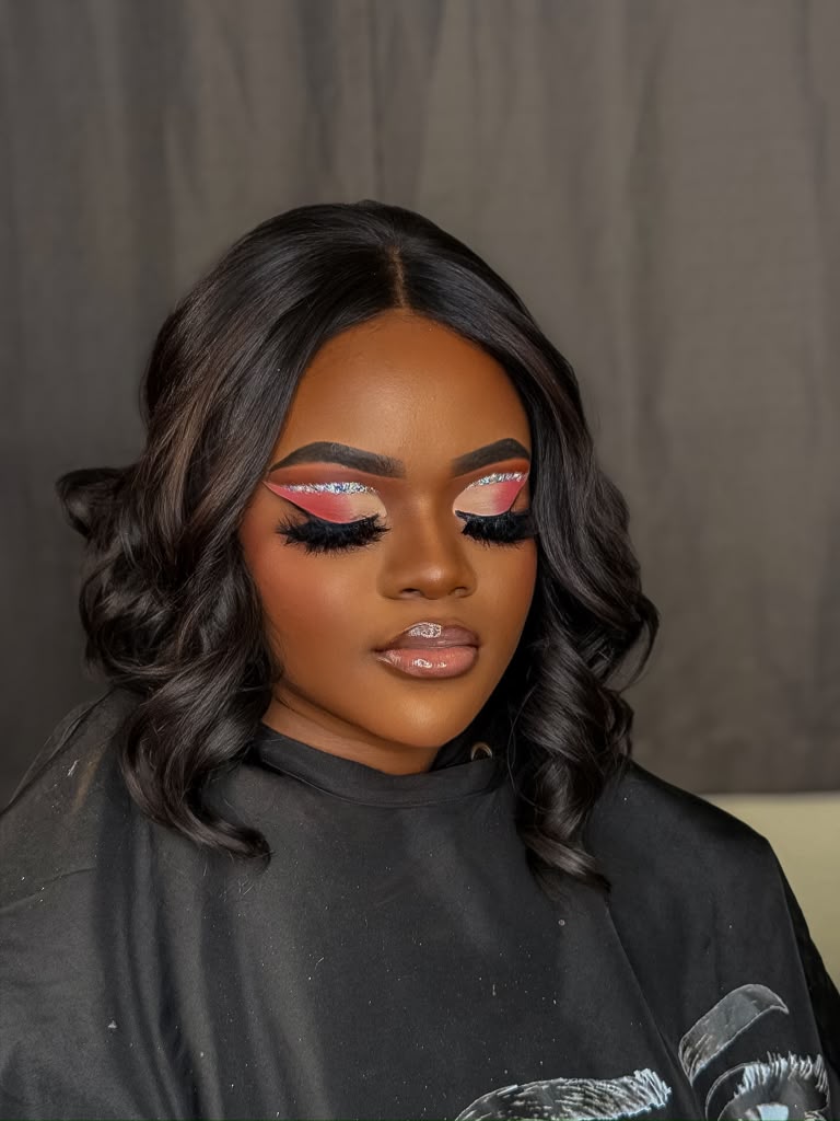 Pink Cut-Crease & Glossy Waves