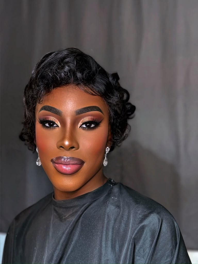 Vintage Curls & Golden Glam